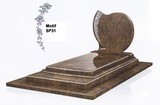modèle 130 stèle H52